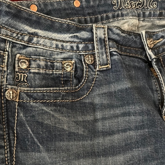 Miss Me Blue Mid-rise Skinny Jeans with Distressed Finish sz 30 - Picture 6 of 7